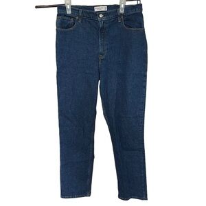 Abercrombie & Fitch Curve Love Ultra High Rise 90s Straight Jeans SZ 31/12 Blue